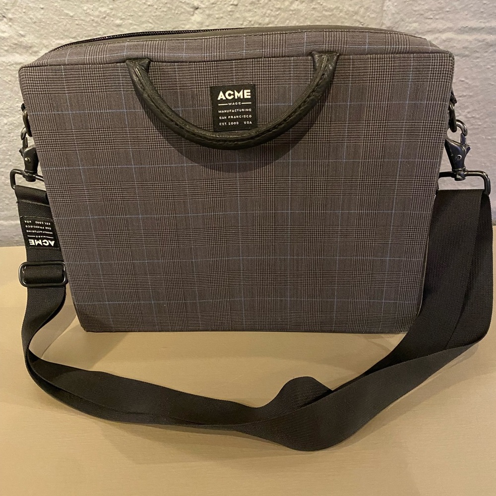 Acme Made Notebook Bag Unisex ~13” x 10” x 2”